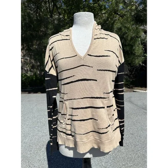 Belle By Belldini Sweaters Belle By Belldini Sweater Large